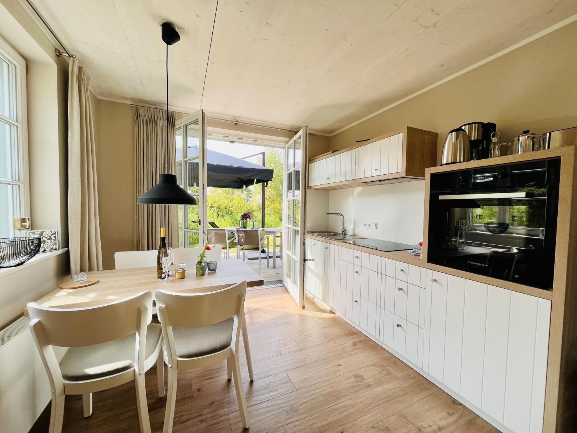 Ferienhaus Strandflieder 05 Feriendorf Klein Stresow Ruegen By Ruyastay Putbus Exteriér fotografie